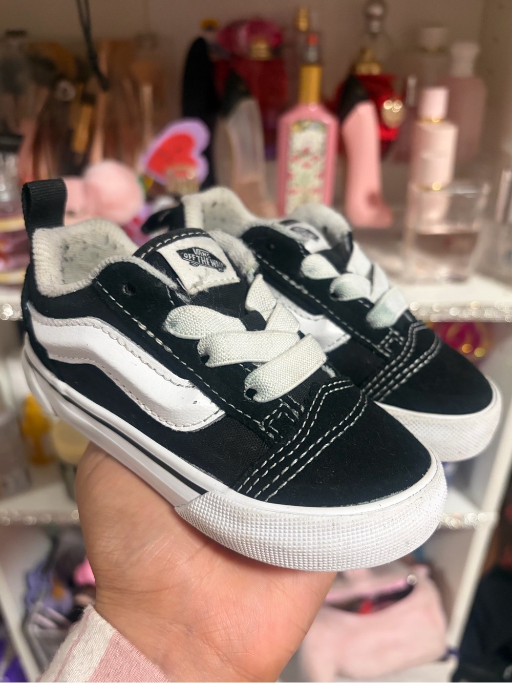 Vans Black and White Kids' Low Top Skate Sneakers 7C Toddlers
